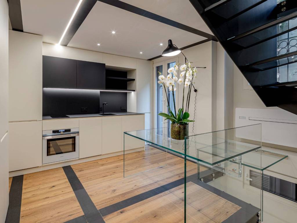 appartamento in vendita a Milano in zona Brera