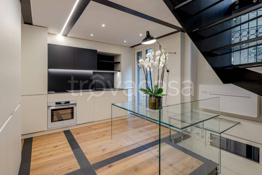 appartamento in vendita a Milano in zona Brera