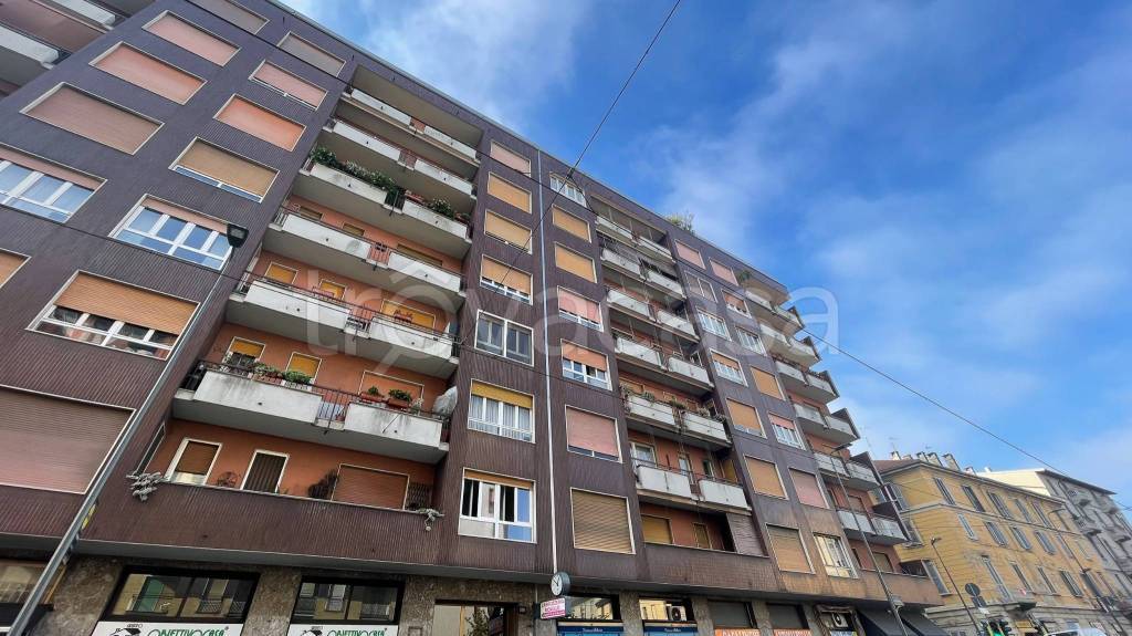 appartamento in vendita a Milano in zona Vigentino