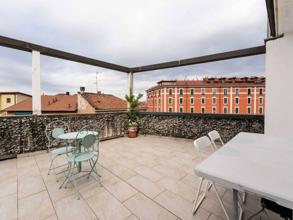 appartamento in vendita a Milano in zona Crescenzago