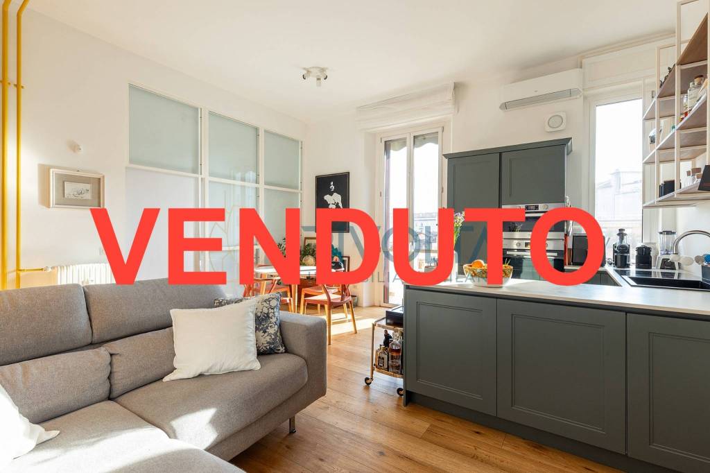 appartamento in vendita a Milano in zona Bocconi