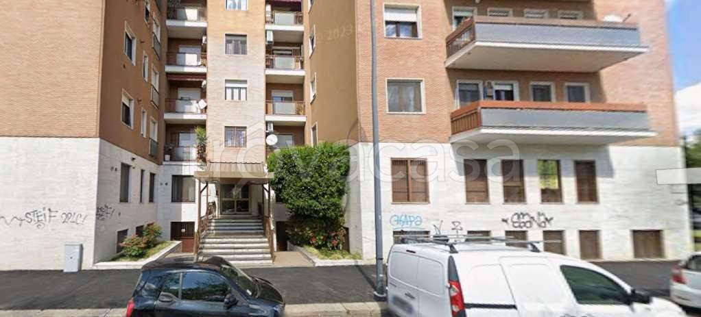 appartamento in vendita a Milano in zona Dergano