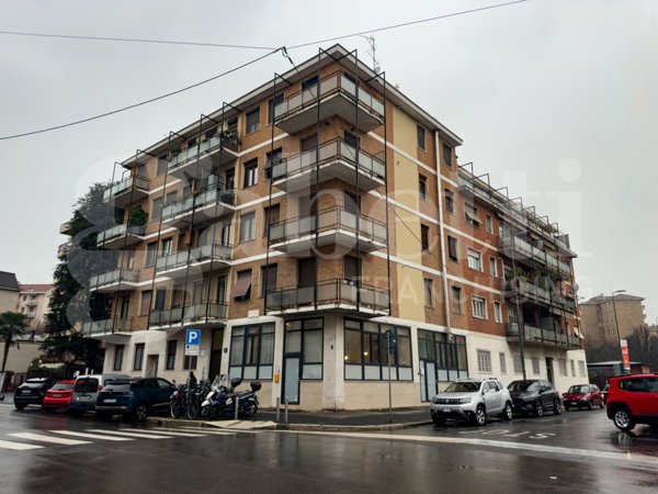 appartamento in vendita a Milano in zona Stadera