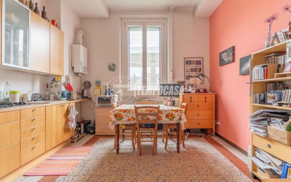 appartamento in vendita a Milano in zona Bocconi