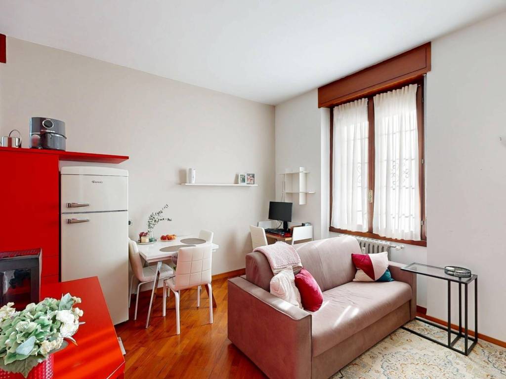 appartamento in vendita a Milano in zona Baggio