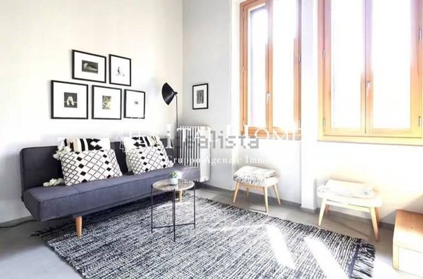 appartamento in vendita a Milano in zona Ronchetto sul Naviglio