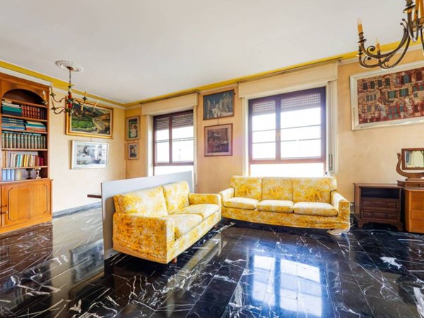 appartamento in vendita a Milano in zona Piazzale Lodi