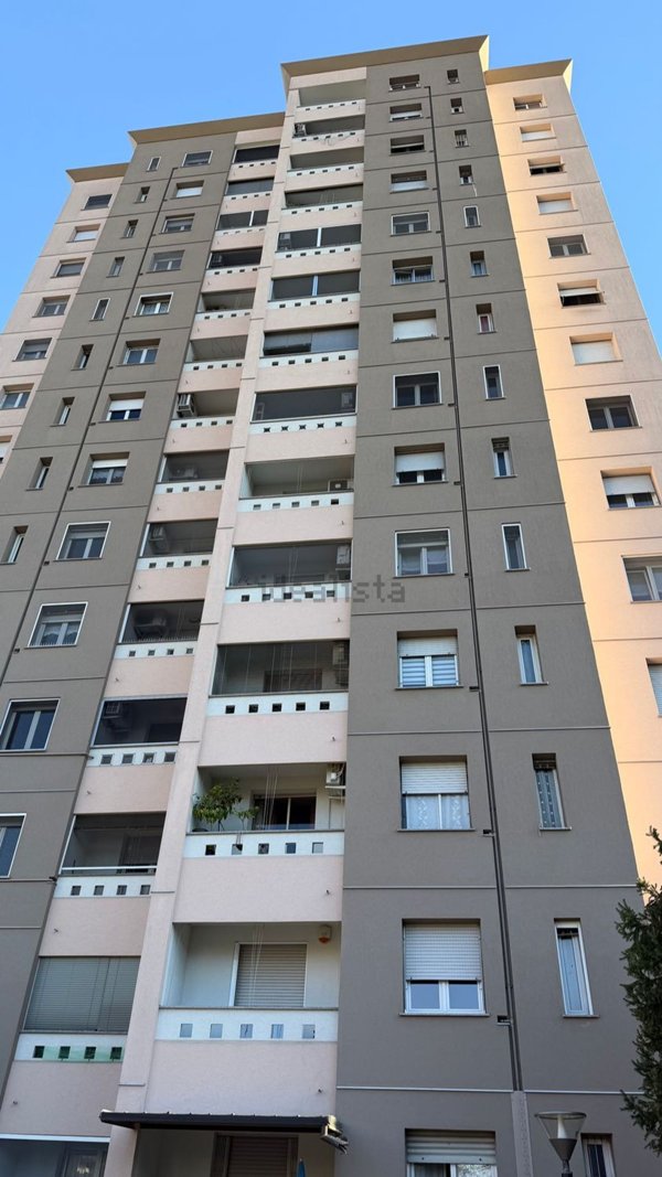 appartamento in vendita a Milano in zona Gallaratese