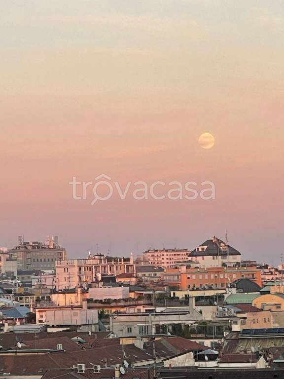 appartamento in vendita a Milano in zona Brera