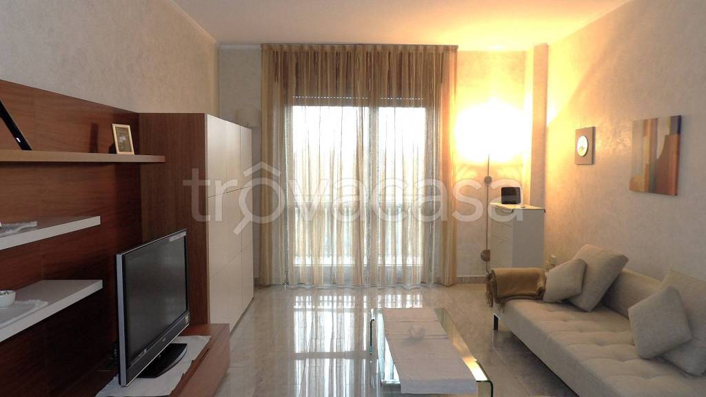 appartamento in vendita a Milano in zona Sempione