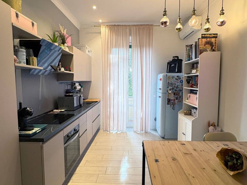 appartamento in vendita a Milano in zona Barona