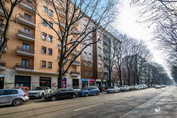 appartamento in vendita a Milano in zona Casoretto