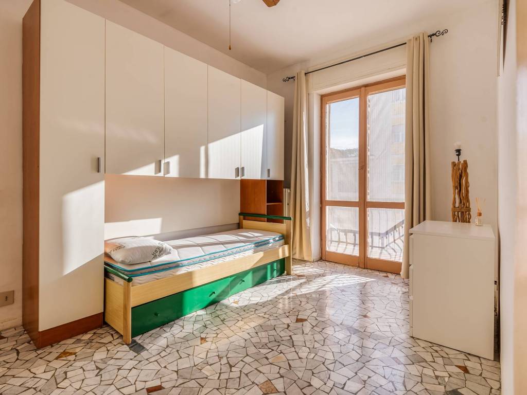 appartamento in vendita a Milano in zona Adriano