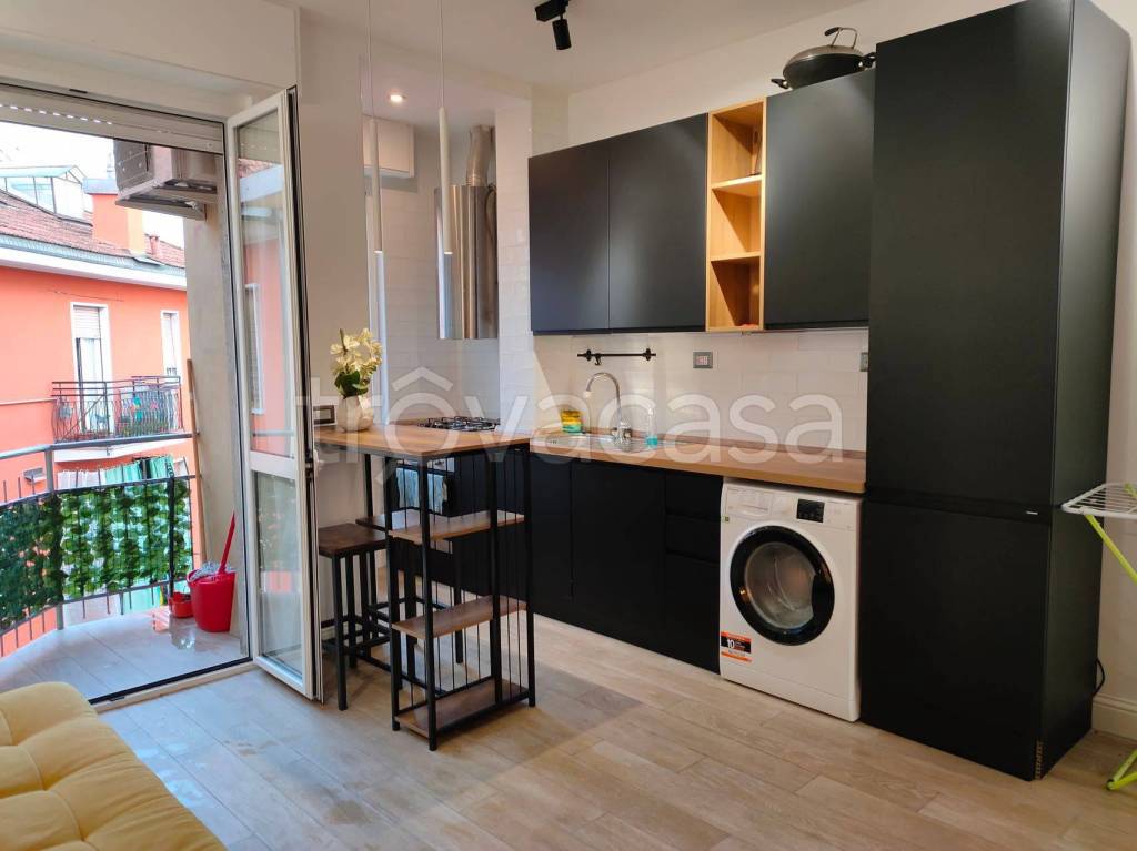 appartamento in vendita a Milano in zona Corvetto