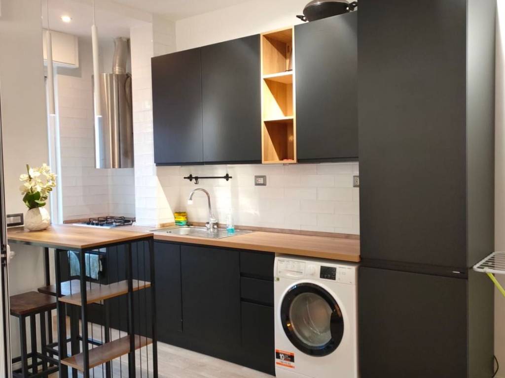 appartamento in vendita a Milano in zona Corvetto