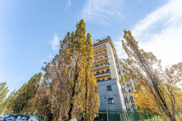 appartamento in vendita a Milano in zona Piazzale Lodi