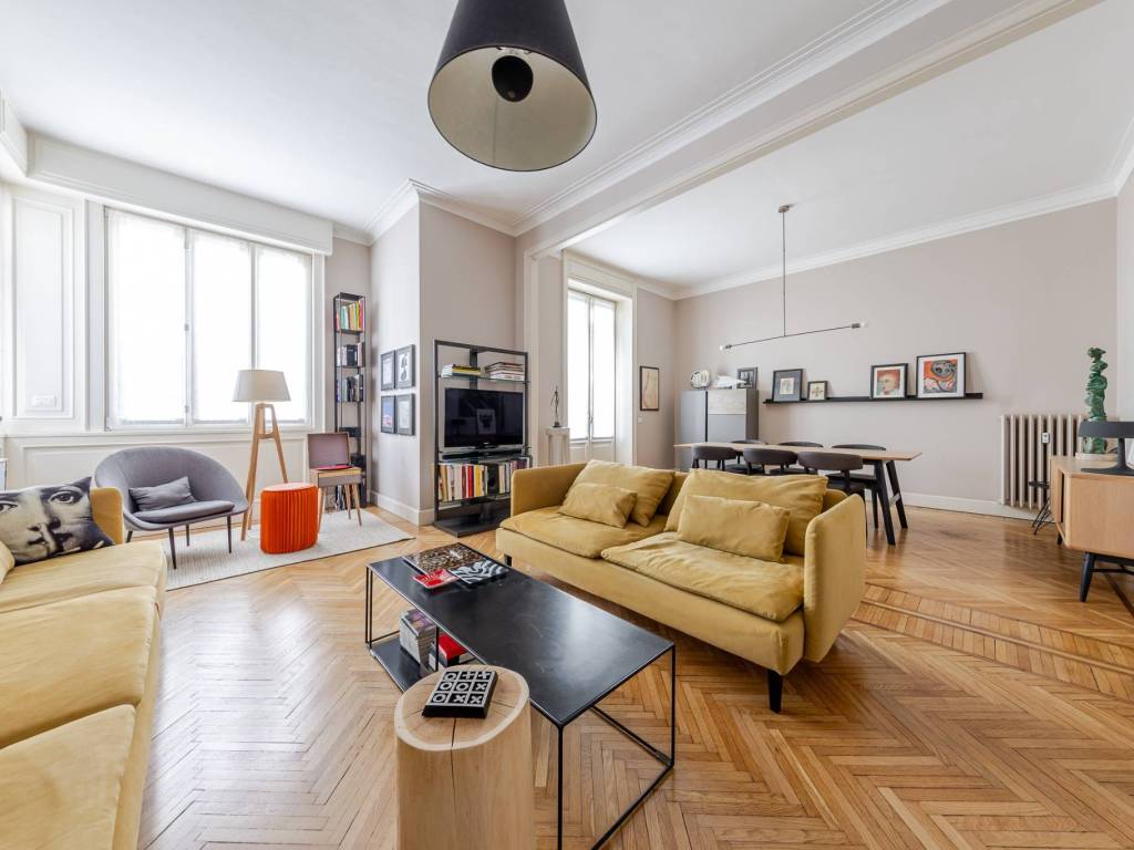 appartamento in vendita a Milano in zona Il Portello