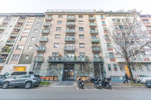 appartamento in vendita a Milano in zona XXII Marzo