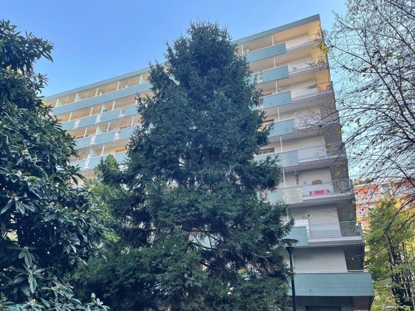appartamento in vendita a Milano in zona Maggiolina