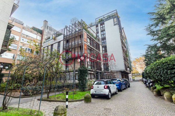 appartamento in vendita a Milano in zona Il Portello