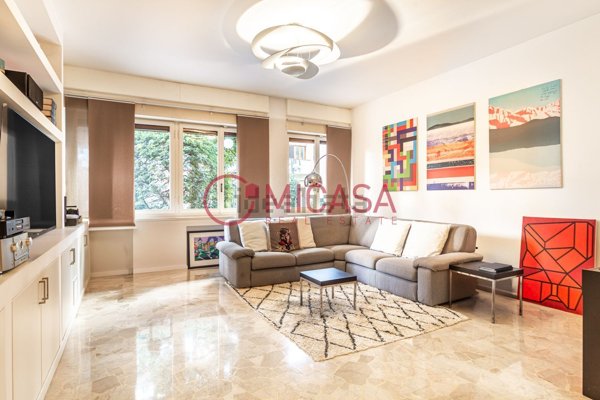 appartamento in vendita a Milano in zona Il Portello