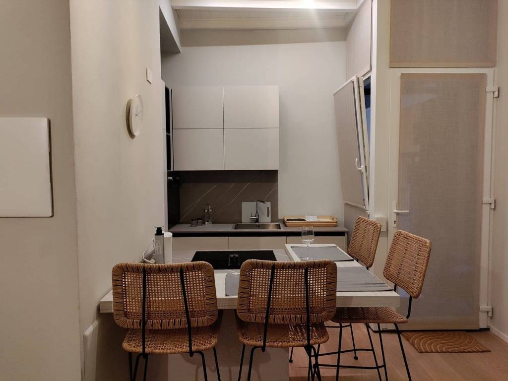 appartamento in vendita a Milano in zona Porta Ticinese