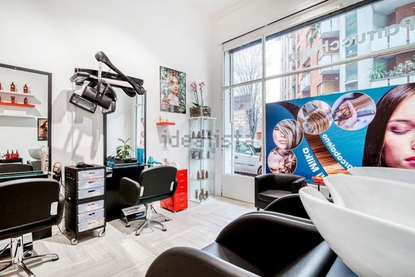 negozio in vendita a Milano