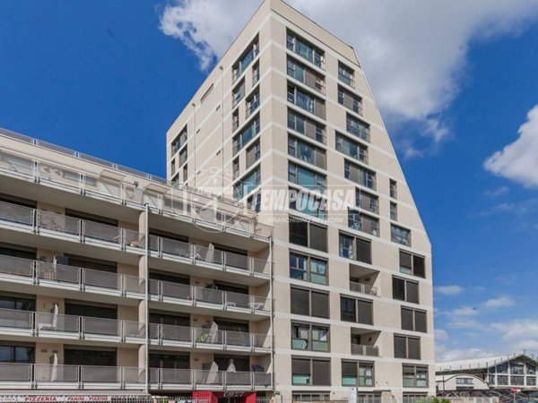 appartamento in vendita a Milano in zona Bovisa