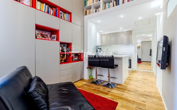 appartamento in vendita a Milano in zona Piazzale Lodi