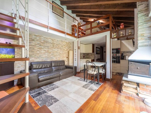 appartamento in vendita a Milano in zona Isola