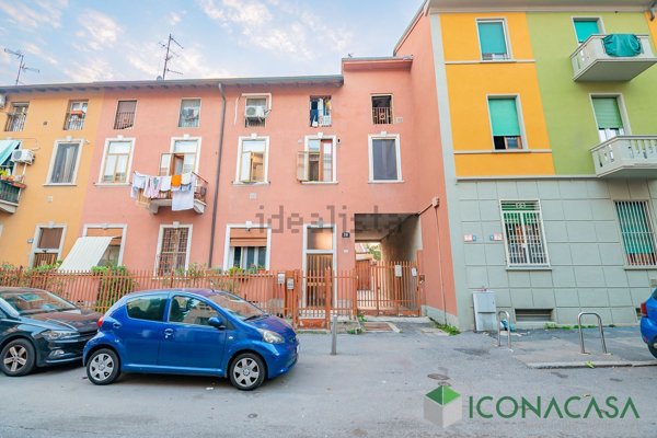 appartamento in vendita a Milano in zona Ponte Lambro