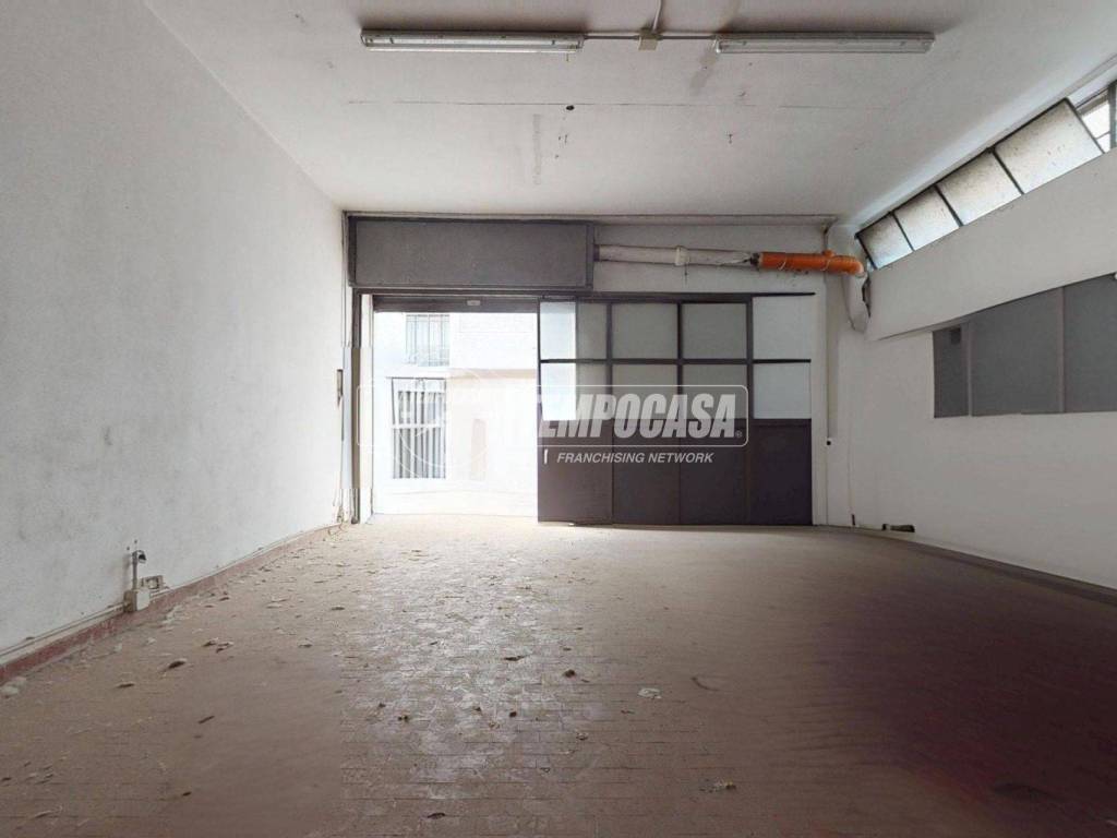 appartamento in vendita a Milano in zona Isola