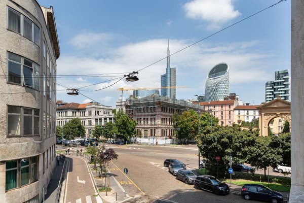 appartamento in vendita a Milano in zona Porta Nuova