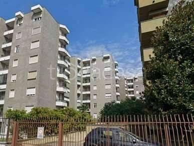 appartamento in vendita a Milano in zona Baggio