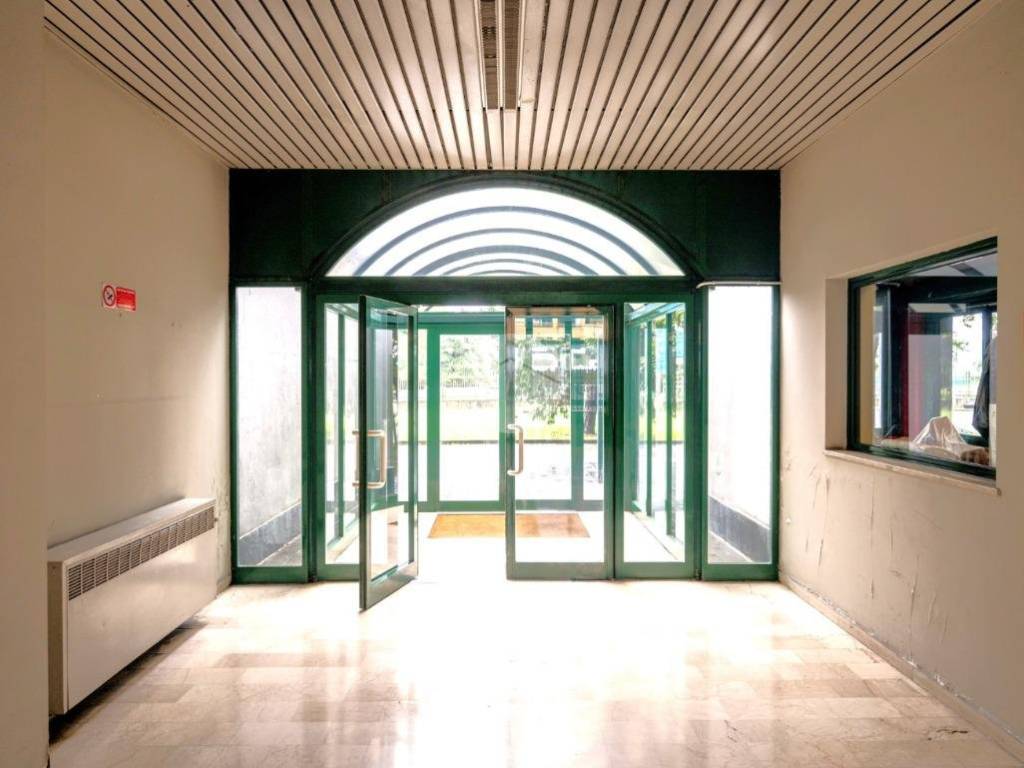 appartamento in vendita a Milano in zona Lambrate