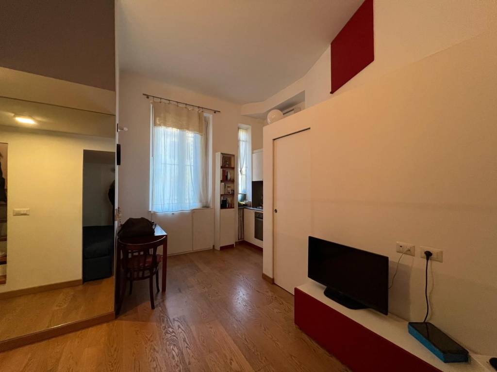 appartamento in vendita a Milano in zona XXII Marzo