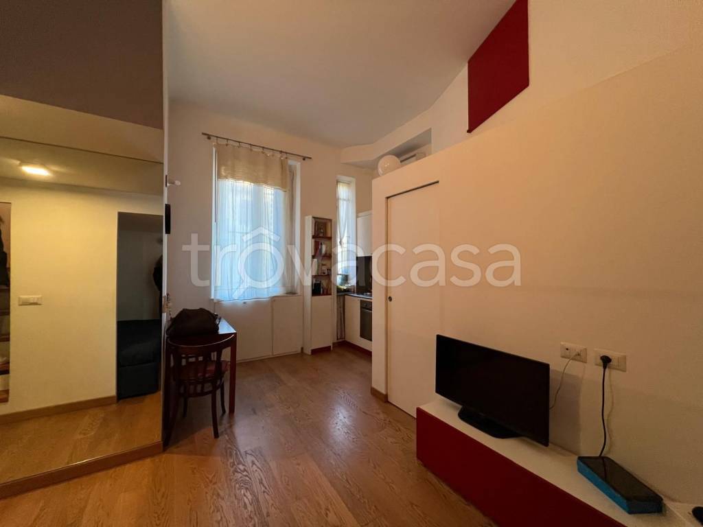 appartamento in vendita a Milano in zona XXII Marzo