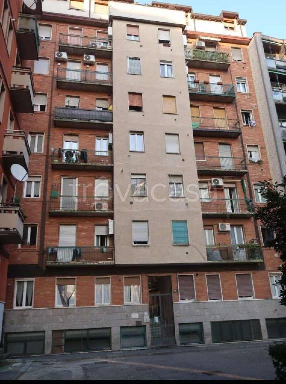 ufficio in vendita a Milano in zona Bovisa