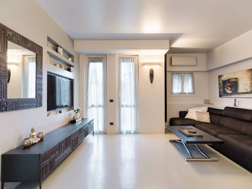 appartamento in vendita a Milano in zona San Siro