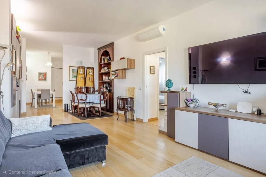 appartamento in vendita a Milano in zona Cinque Giornate