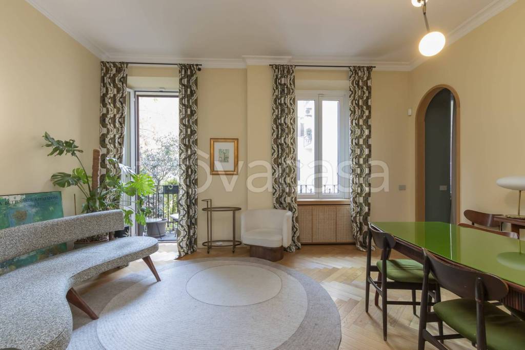 appartamento in vendita a Milano in zona Centro Direzionale