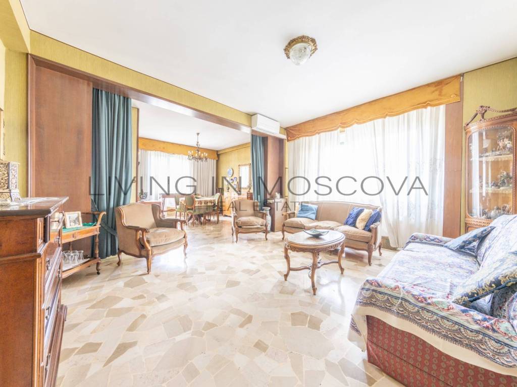 appartamento in vendita a Milano in zona Comasina