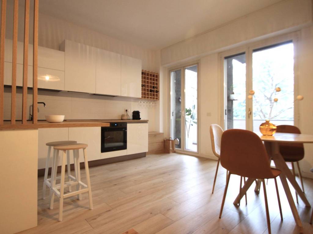 appartamento in vendita a Milano in zona Barona