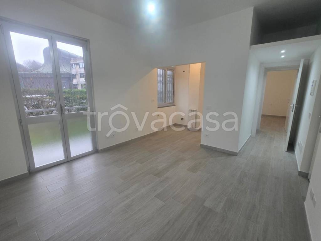 appartamento in vendita a Milano in zona Forlanini