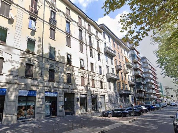 appartamento in vendita a Milano in zona Piazzale Lodi