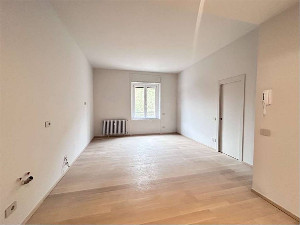 appartamento in vendita a Milano in zona Centro Direzionale