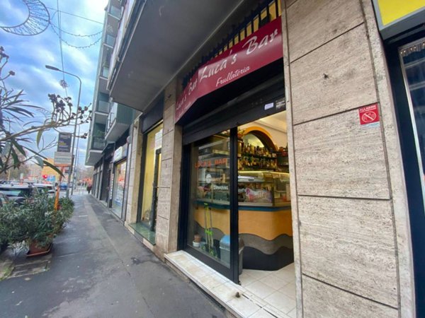 negozio in vendita a Milano