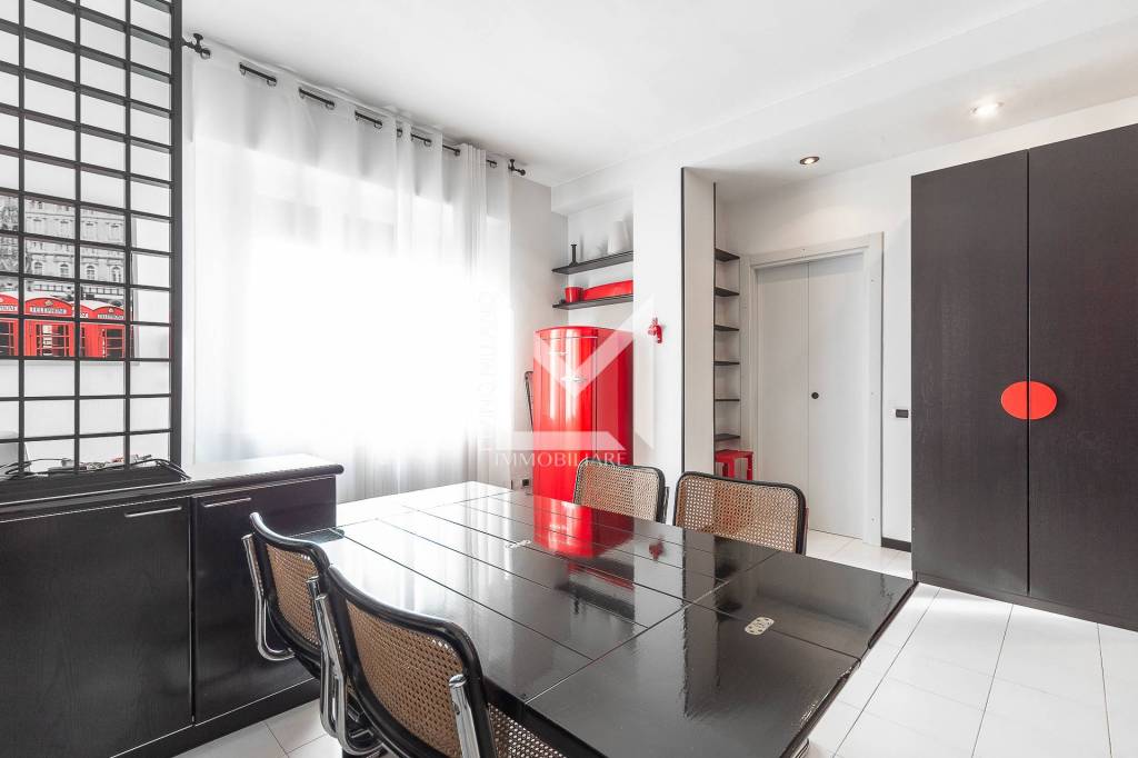 appartamento in vendita a Milano in zona Sempione