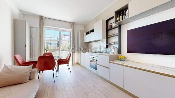 appartamento in vendita a Milano in zona Vigentino