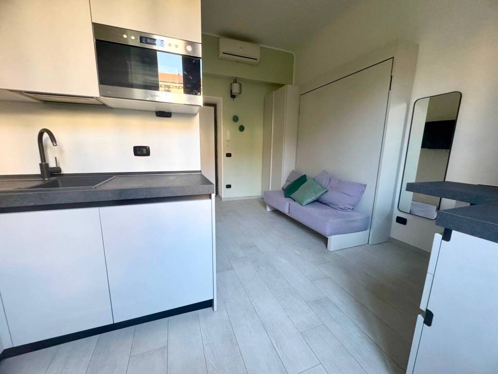 appartamento in vendita a Milano in zona Vigentino